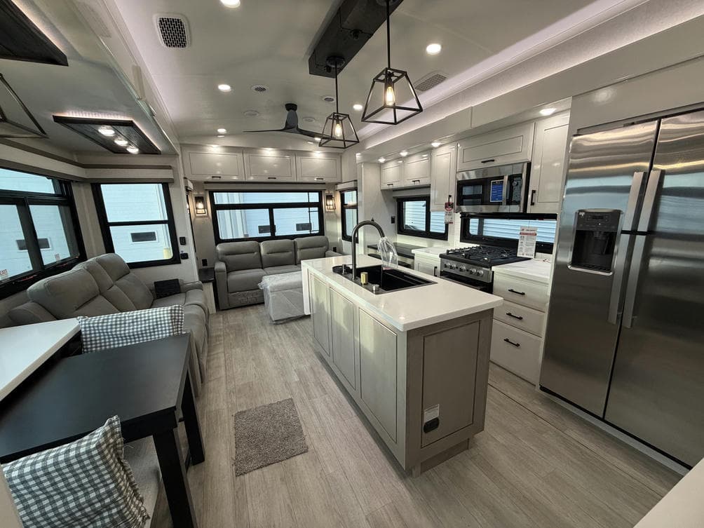 2026 Jayco 2026 Jayco Pinnacle - thumbnail 14