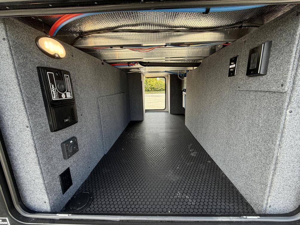 2026 Jayco 2026 Jayco Pinnacle - thumbnail 4