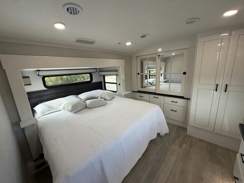 2026 Jayco 2026 Jayco Pinnacle - thumbnail 23