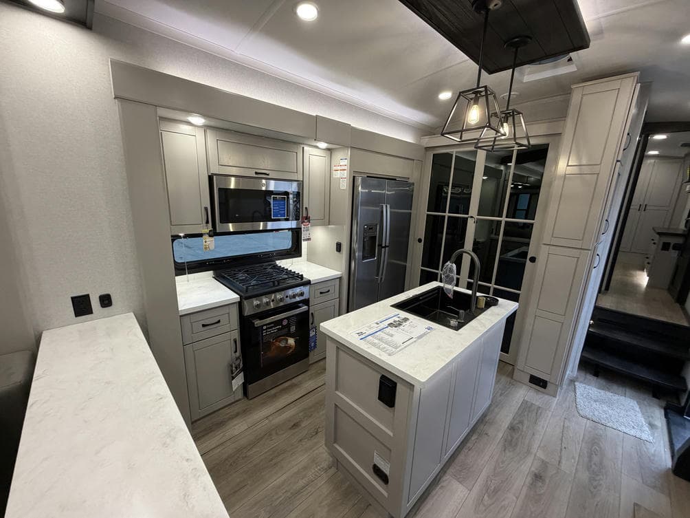 2026 Jayco 2026 Jayco North Point - thumbnail 9