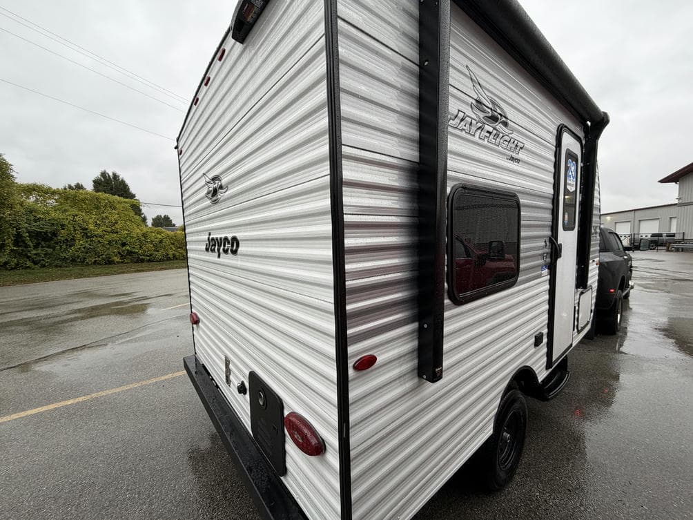 2026 Jayco 2026 Jayco Jay Flight SLX - thumbnail 4