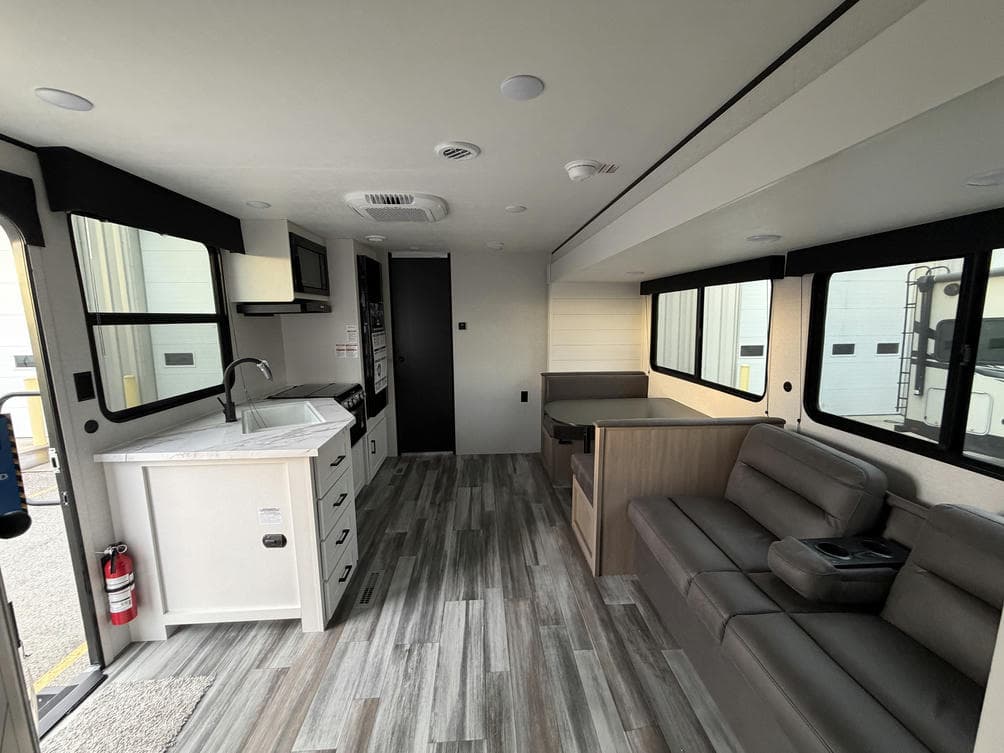 2026 Jayco 2026 Jayco Jay Flight SLX - thumbnail 11