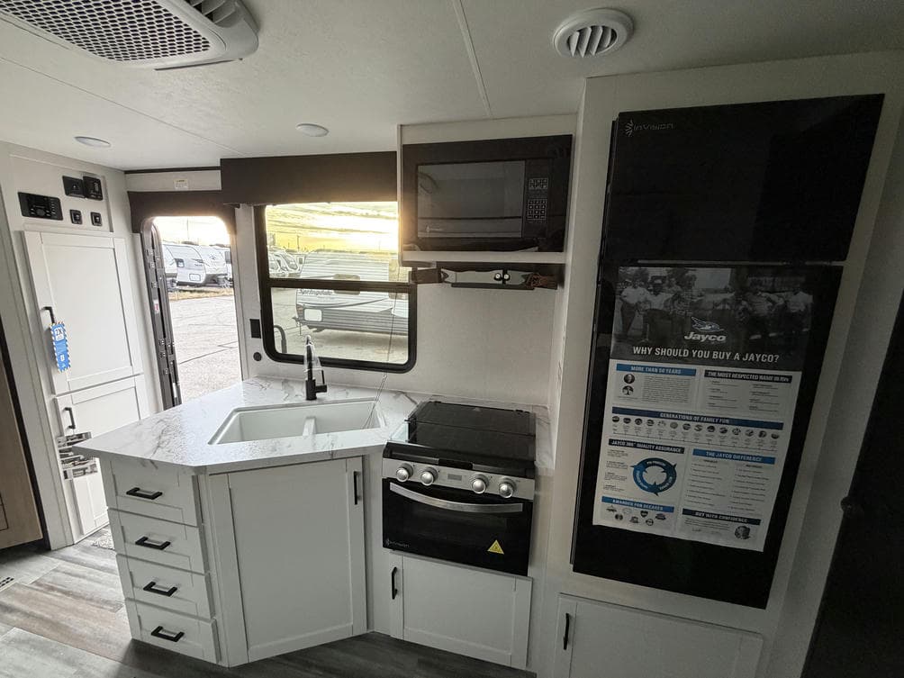 2026 Jayco 2026 Jayco Jay Flight SLX - thumbnail 13