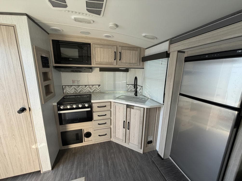 2022 Cruiser 2022 Cruiser Twilight Signature - thumbnail 9