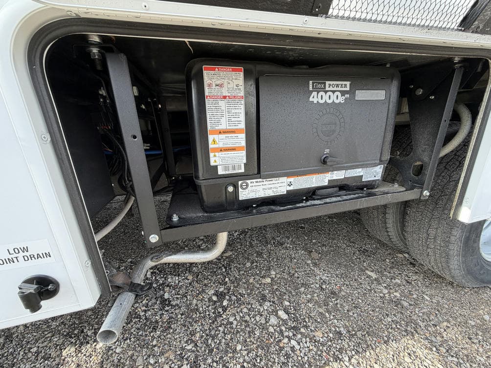 2026 Jayco 2026 Jayco Redhawk SE - thumbnail 7