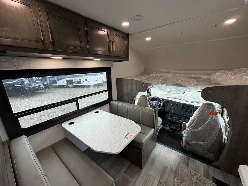 2026 Jayco 2026 Jayco Redhawk SE - thumbnail 17