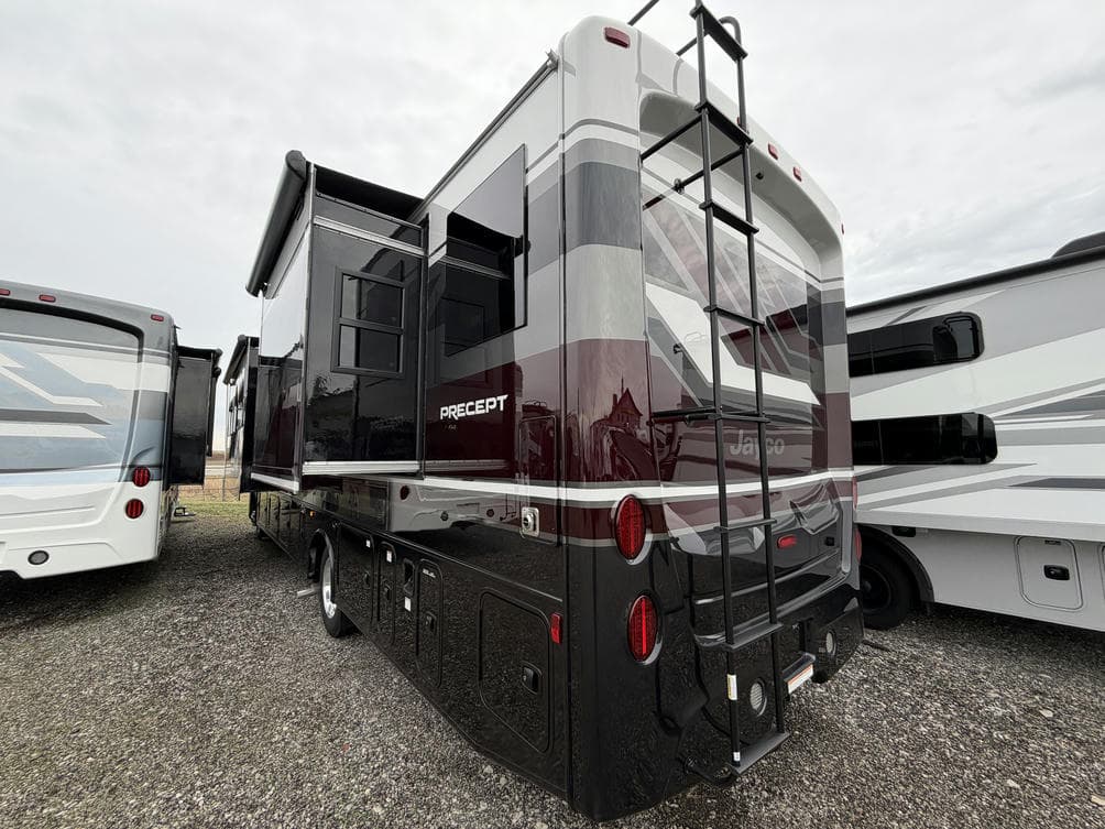 2026 Jayco 2026 Jayco Precept - thumbnail 10