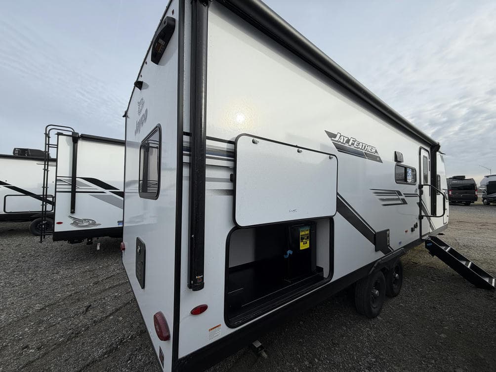 2026 Jayco 2026 Jayco Jay Feather SL - thumbnail 4