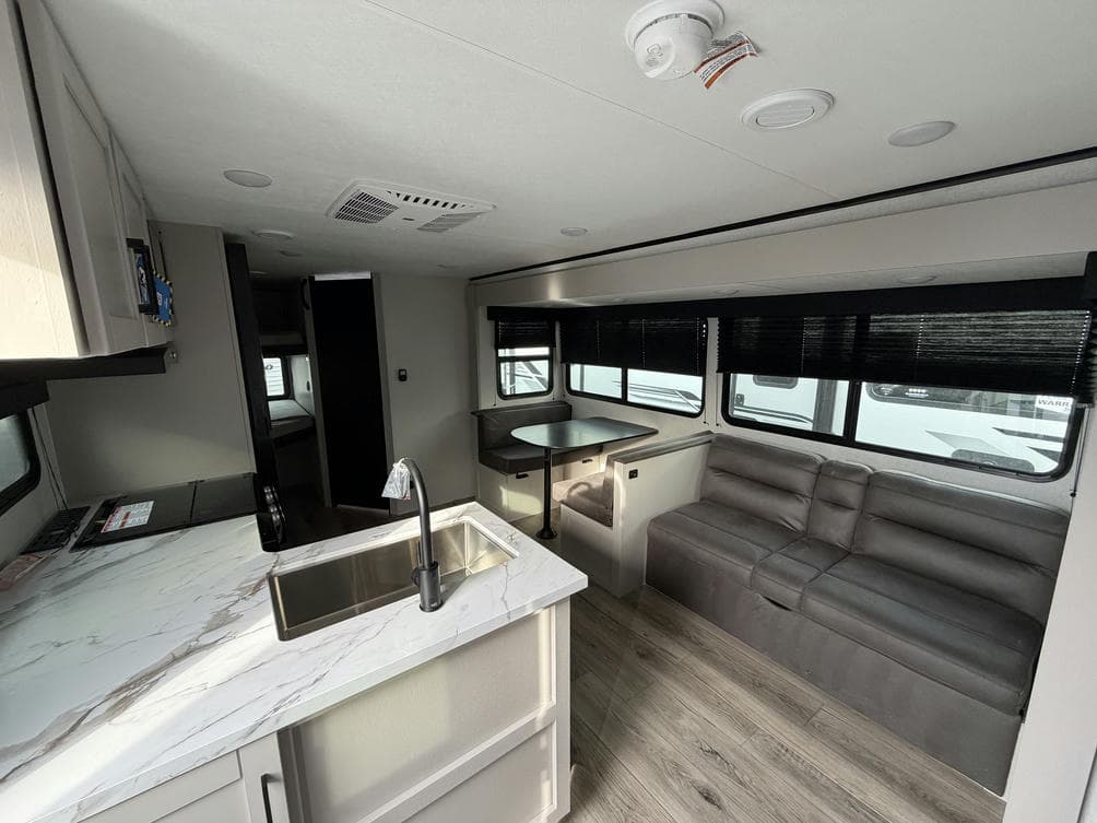 2026 Jayco 2026 Jayco Jay Feather SL - thumbnail 8