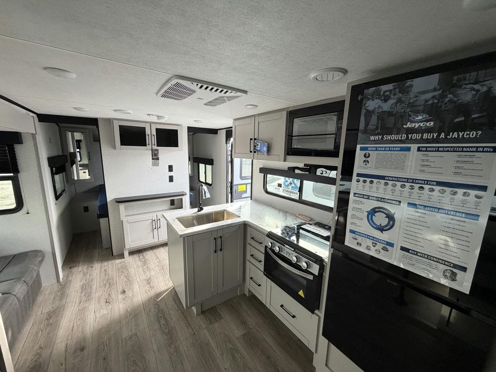 2026 Jayco 2026 Jayco Jay Feather SL - thumbnail 10