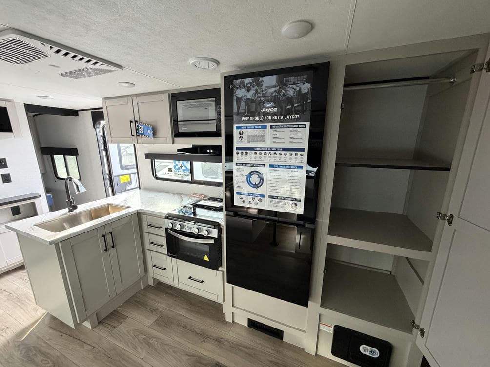 2026 Jayco 2026 Jayco Jay Feather SL - thumbnail 11