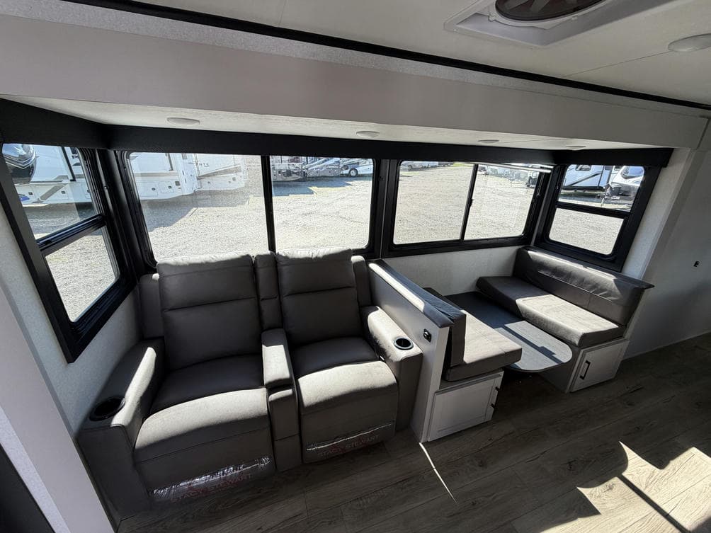 2026 Jayco 2026 Jayco Jay Feather - thumbnail 15