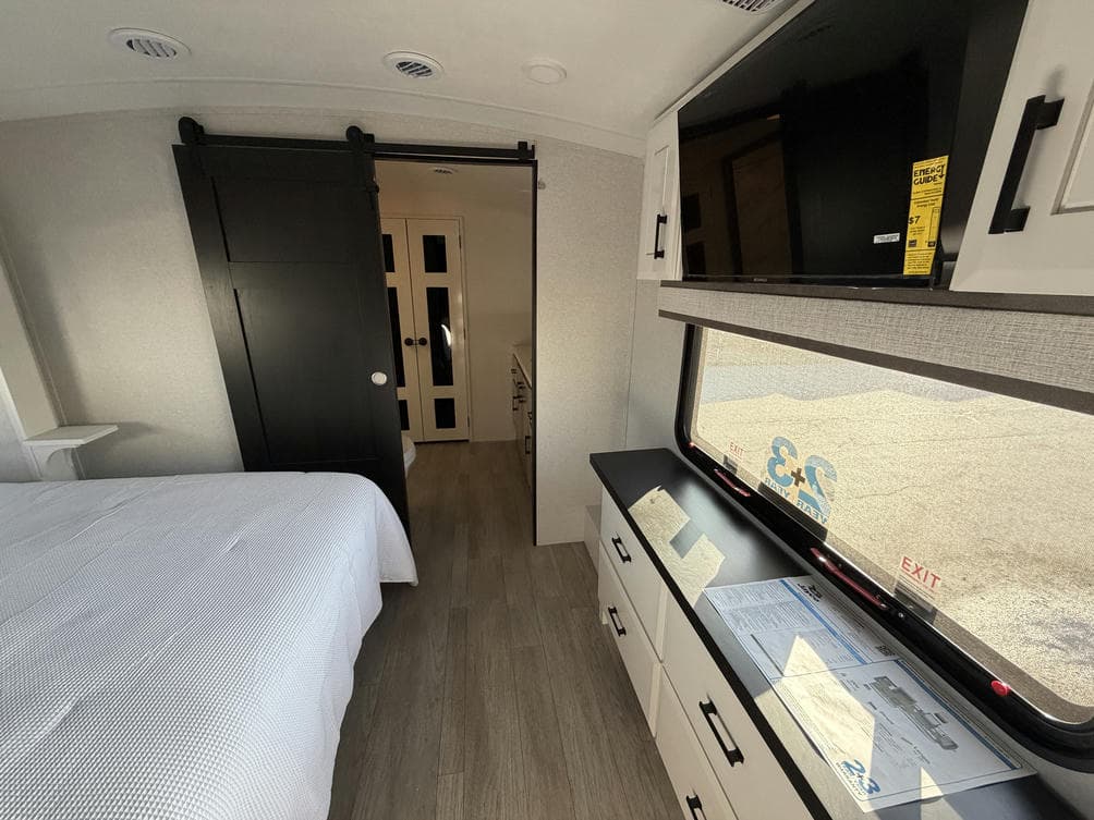 2026 Jayco 2026 Jayco Pinnacle - thumbnail 18