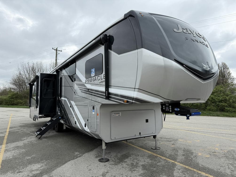 2026 Jayco Pinnacle 38KPTS