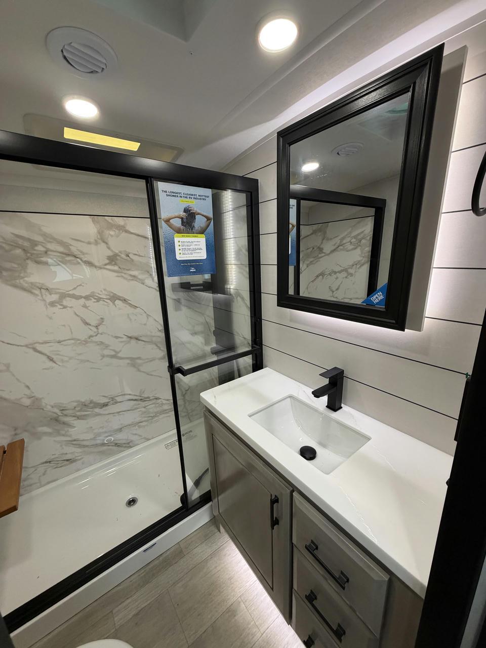 2026 Jayco 2026 Jayco Pinnacle - thumbnail 19