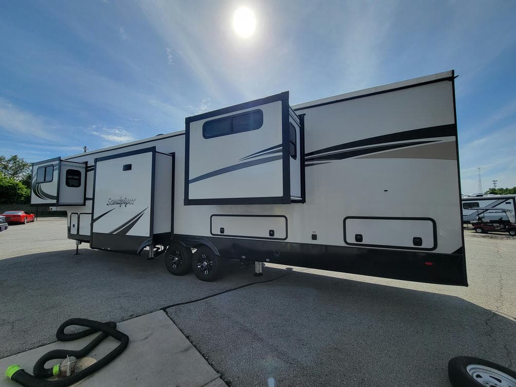 2022 Forest River 2022 Forest River Sandpiper - thumbnail 8