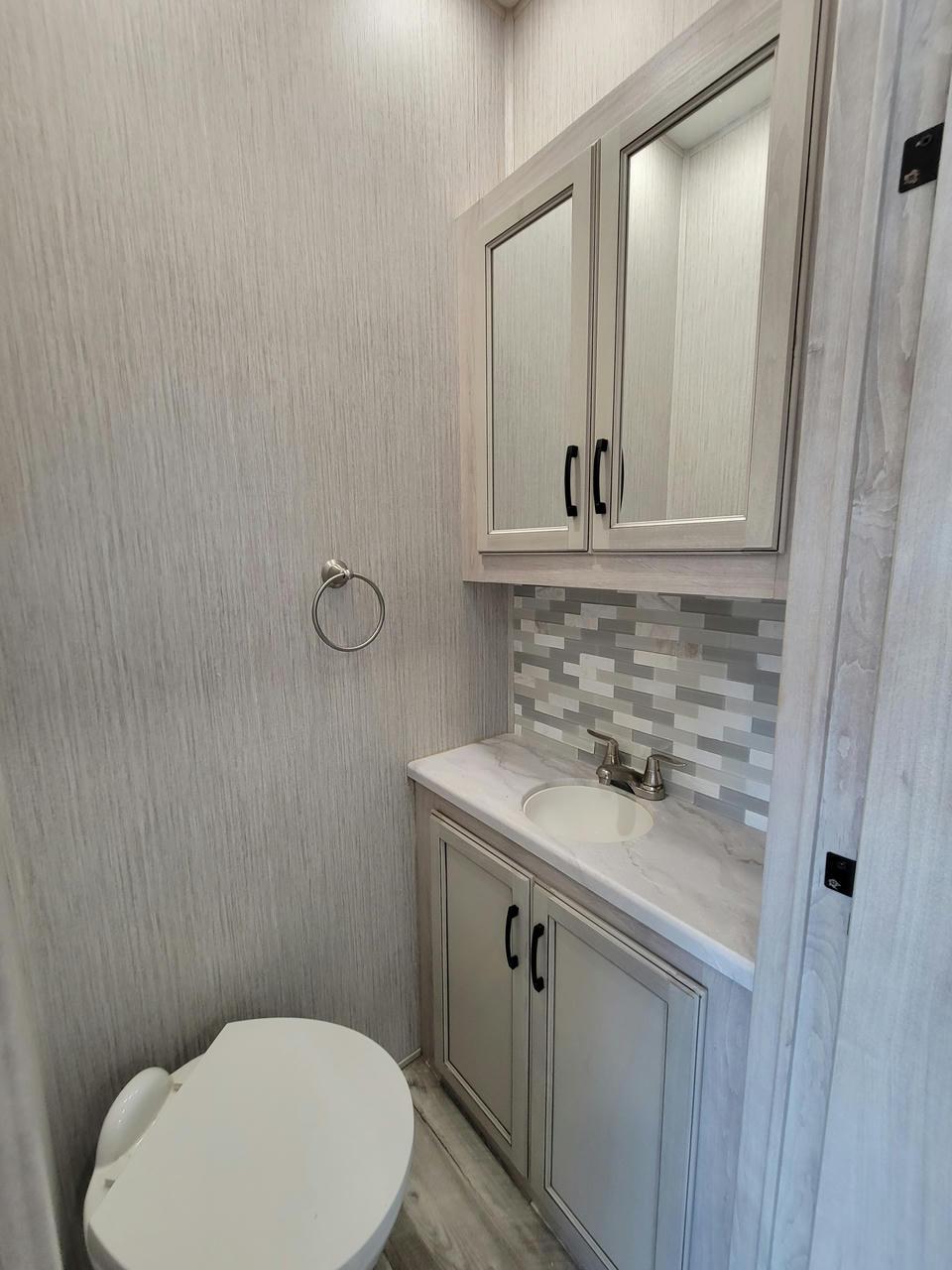 2022 Forest River 2022 Forest River Sandpiper - thumbnail 17