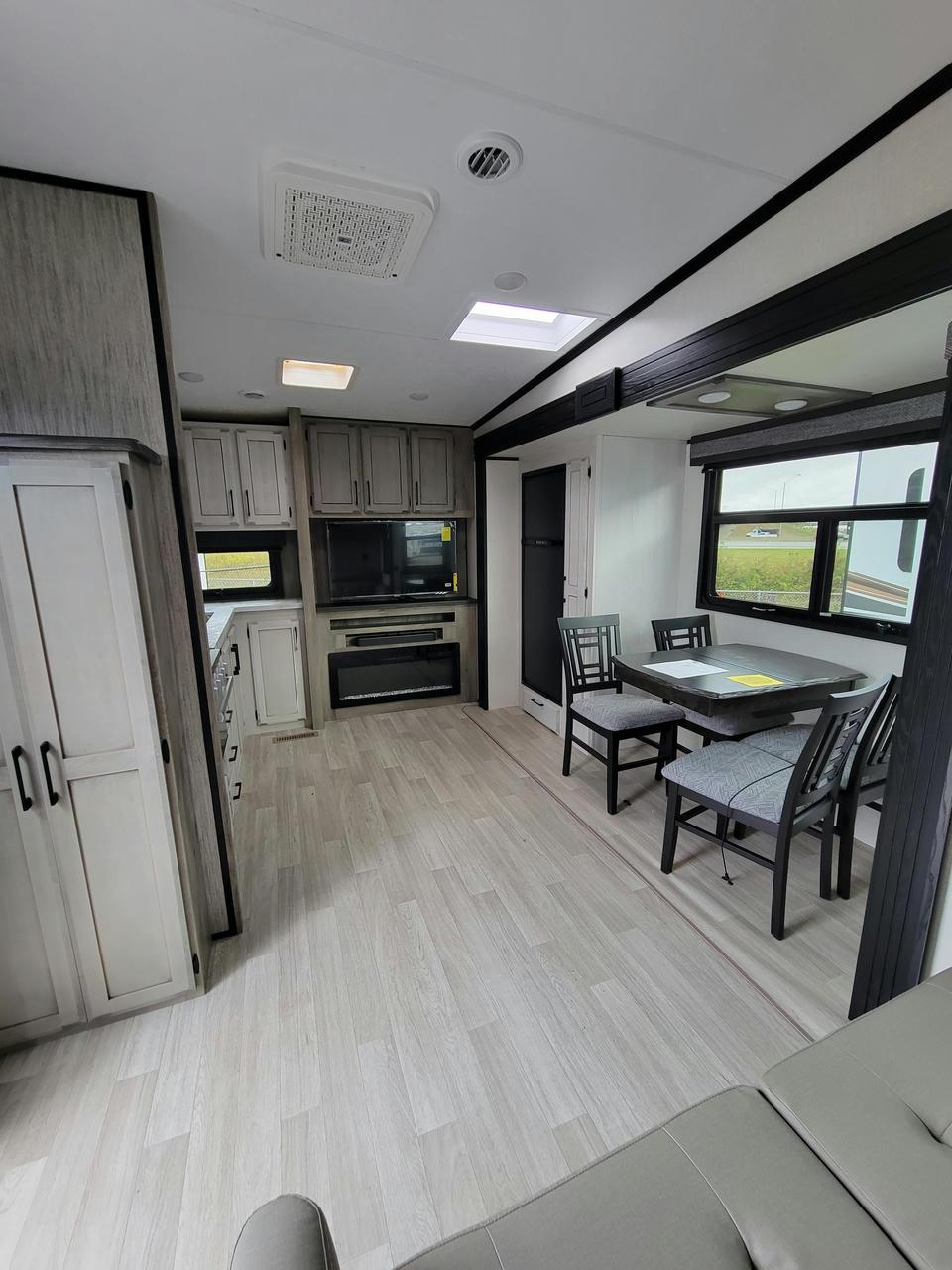 2023 KZ-RV 2023 KZ-RV Durango Half-Ton - thumbnail 5