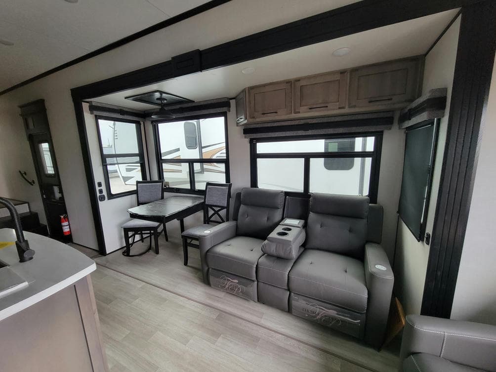 2024 KZ-RV 2024 KZ-RV Durango Gold - thumbnail 11