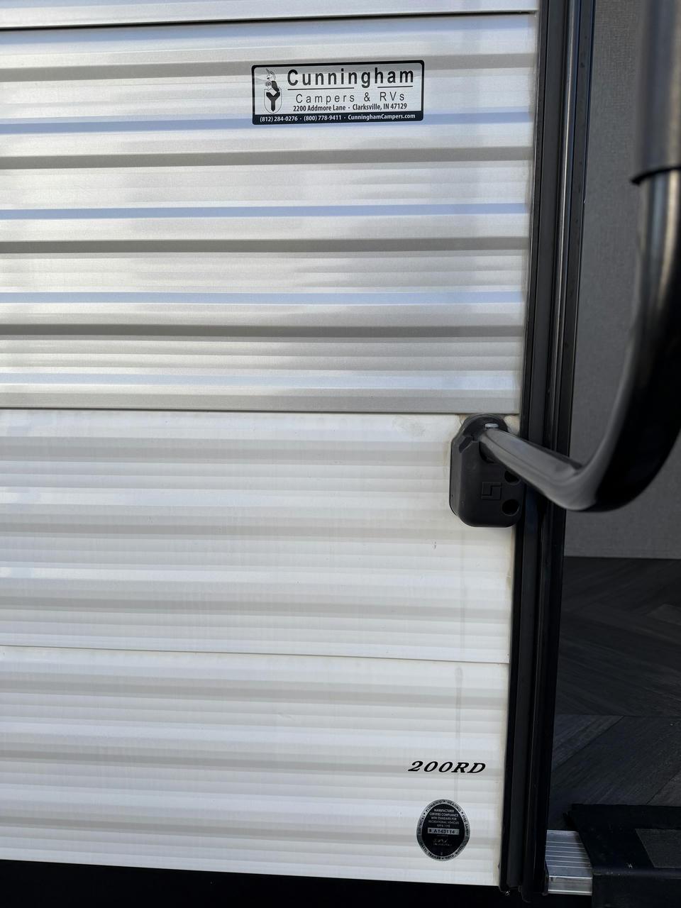 2022 East To West 2022 East To West Della Terra - thumbnail 2