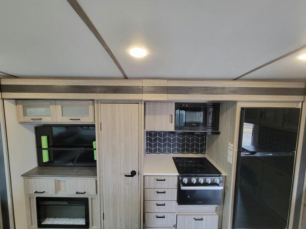 2023 Keystone RV 2023 Keystone RV Passport - thumbnail 11