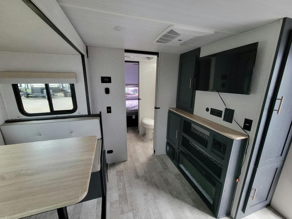 2024 Forest River 2024 Forest River R-Pod - thumbnail 13