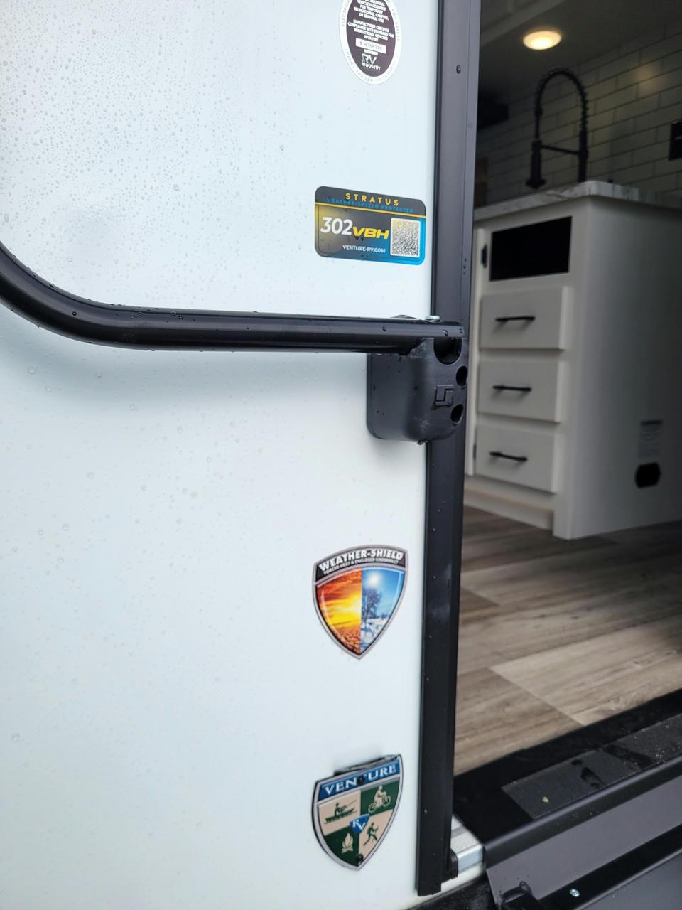 2025 Venture RV 2025 Venture RV Stratus - thumbnail 3