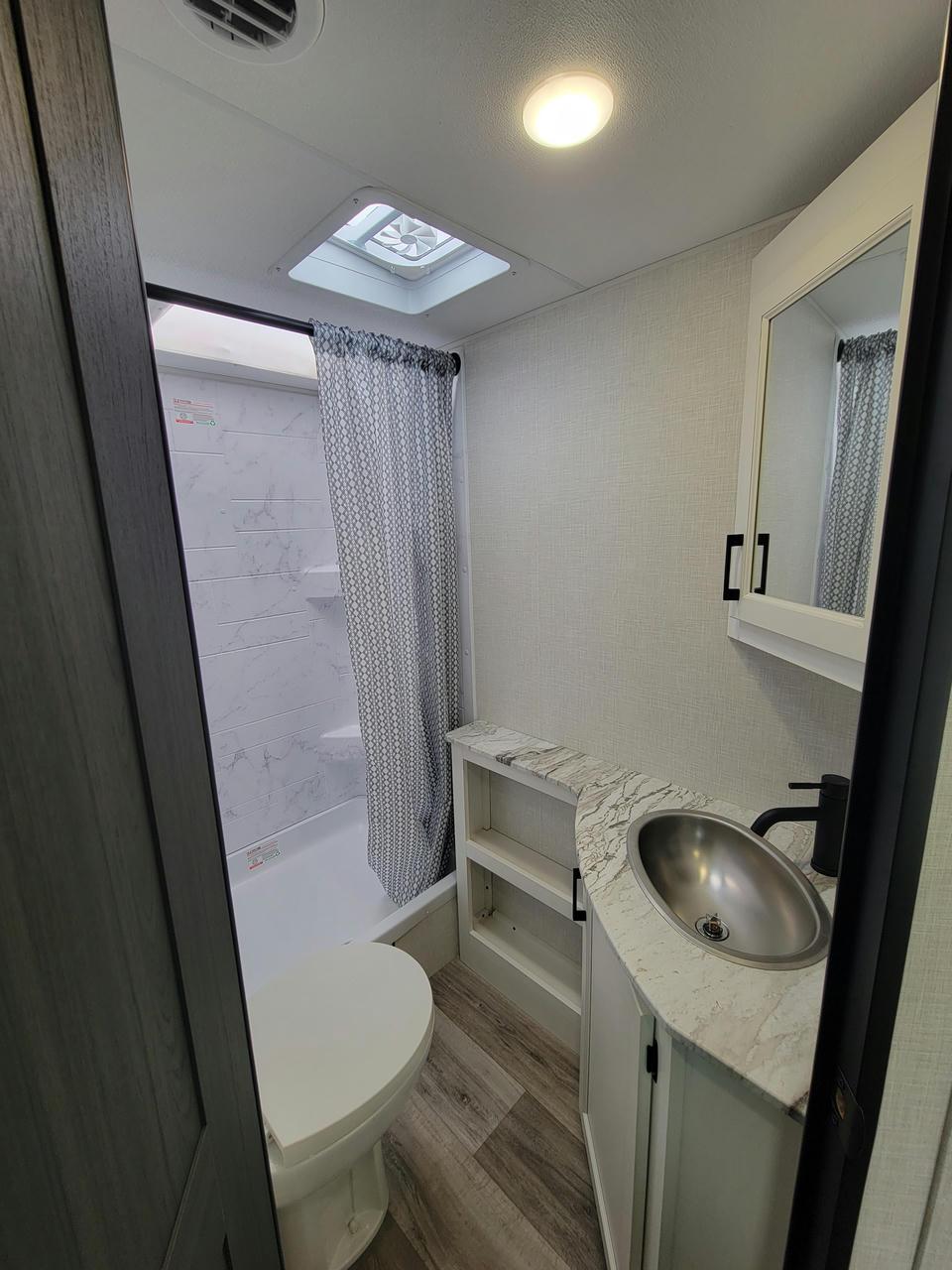 2025 Venture RV 2025 Venture RV Stratus - thumbnail 13