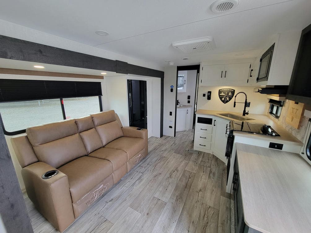 2026 Venture RV 2026 Venture RV Sienna - thumbnail 9