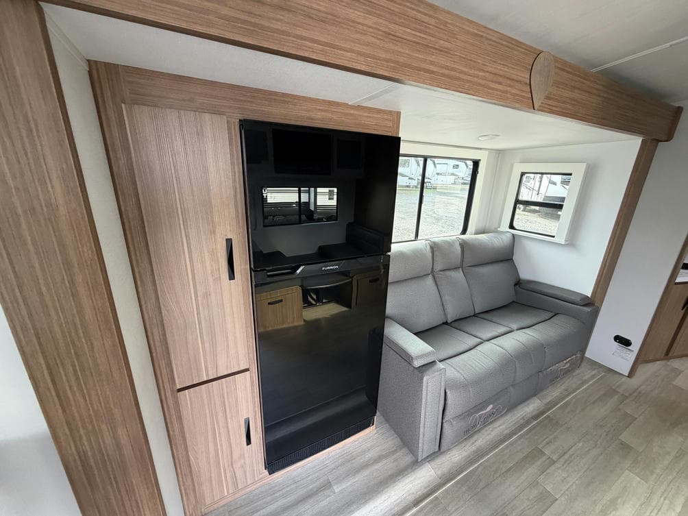 2025 Keystone 2025 Keystone Passport - thumbnail 11