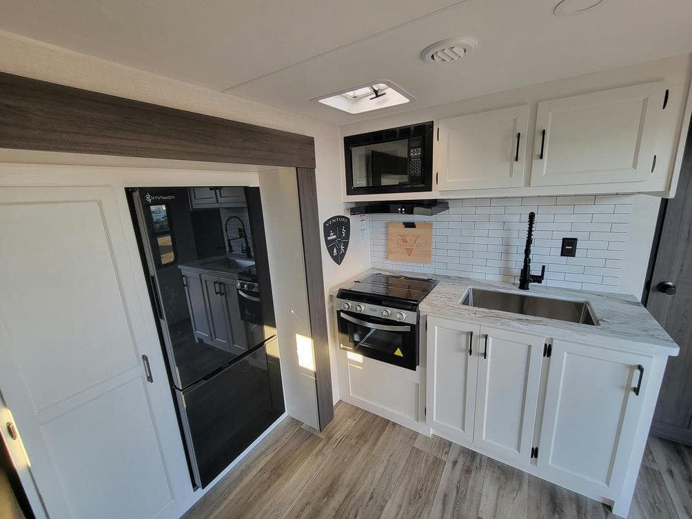 2026 Venture RV 2026 Venture RV Stratus - thumbnail 16