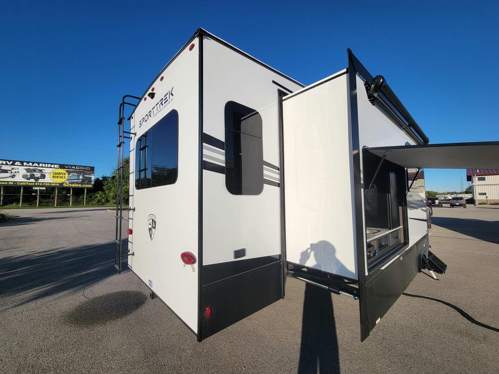 2026 Venture RV 2026 Venture RV SportTrek Touring Edition - thumbnail 7