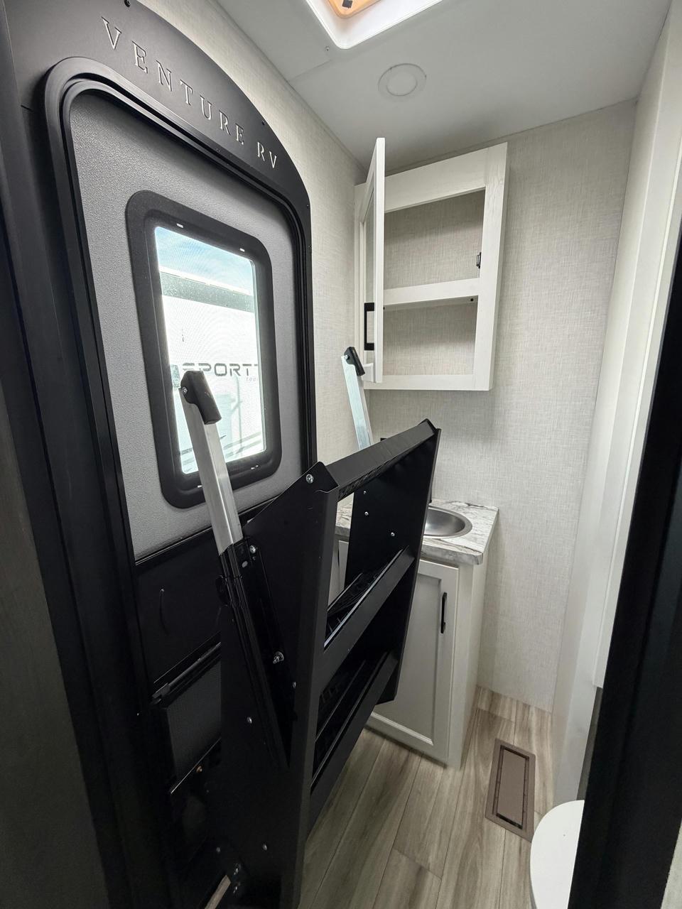 2026 Venture RV 2026 Venture RV SportTrek - thumbnail 17