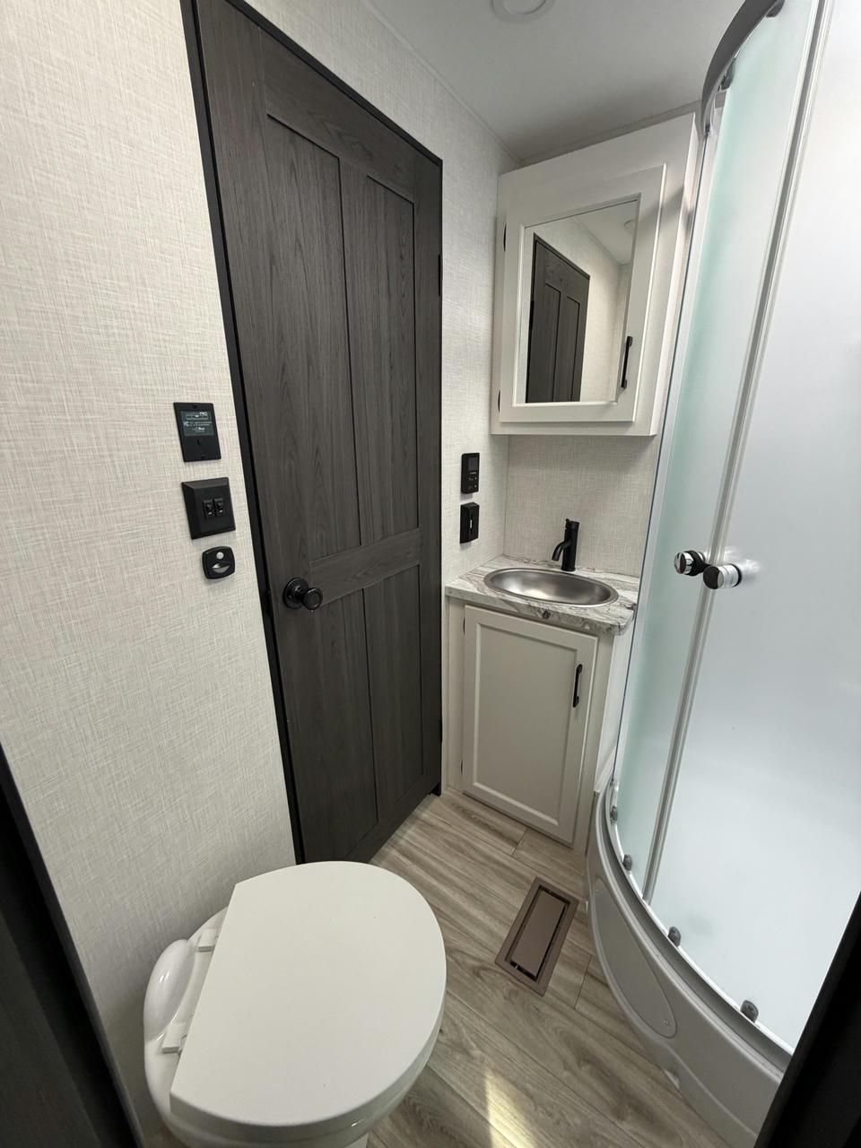 2026 Venture RV 2026 Venture RV SportTrek - thumbnail 19