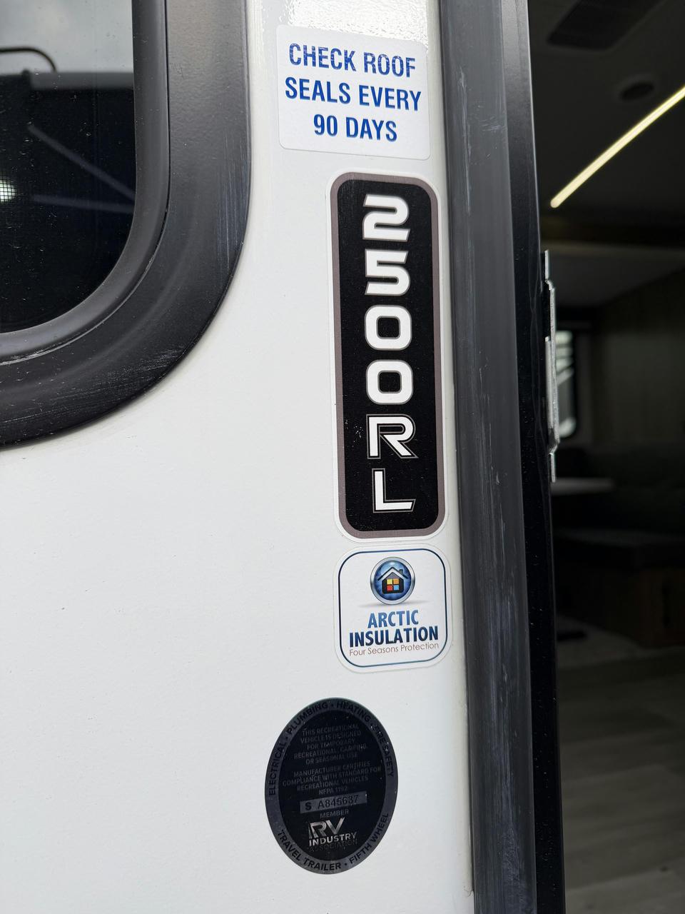 2024 Grand Design 2024 Grand Design Imagine XLS - thumbnail 3