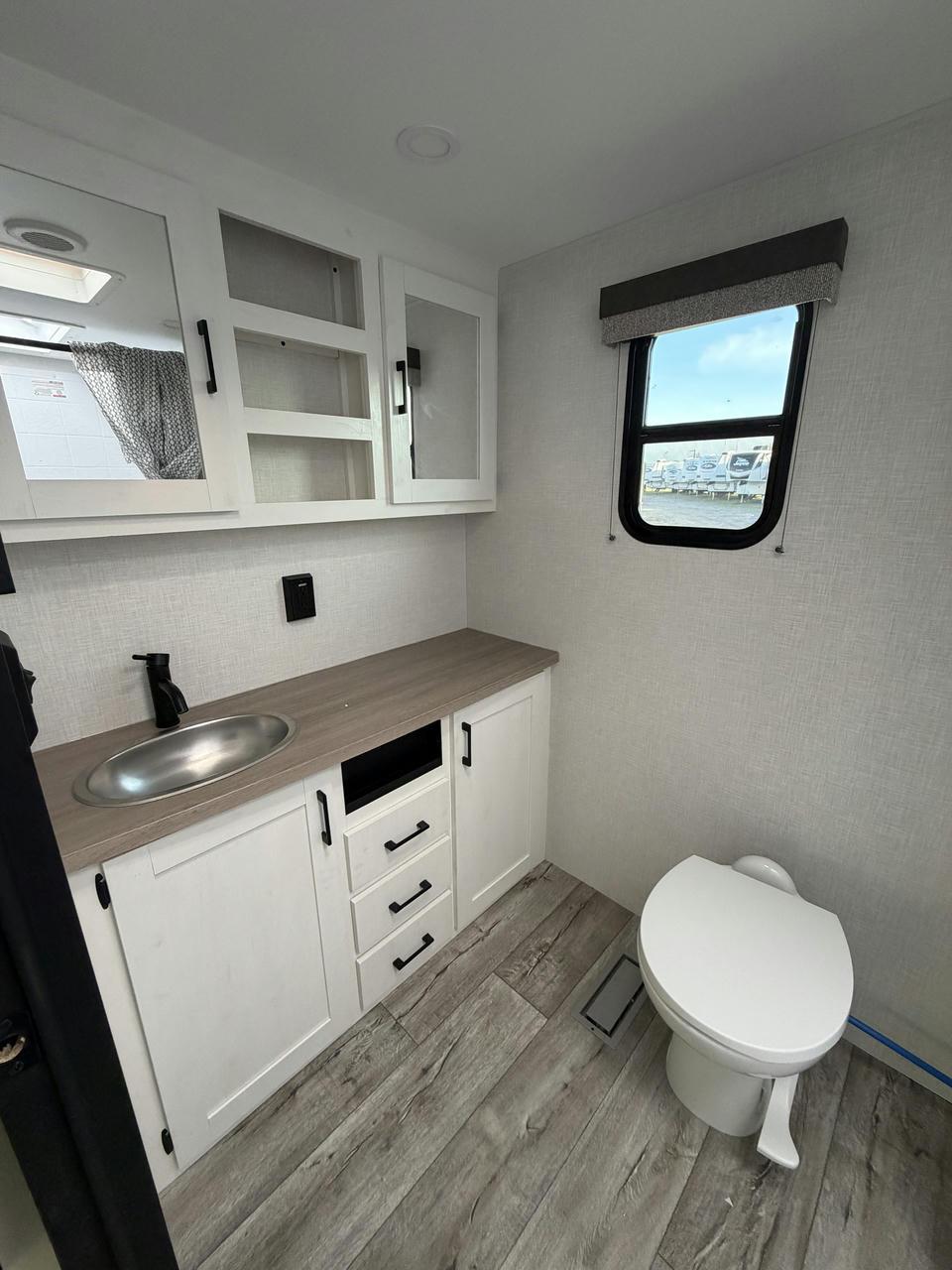 2026 Venture RV 2026 Venture RV Sienna - thumbnail 13