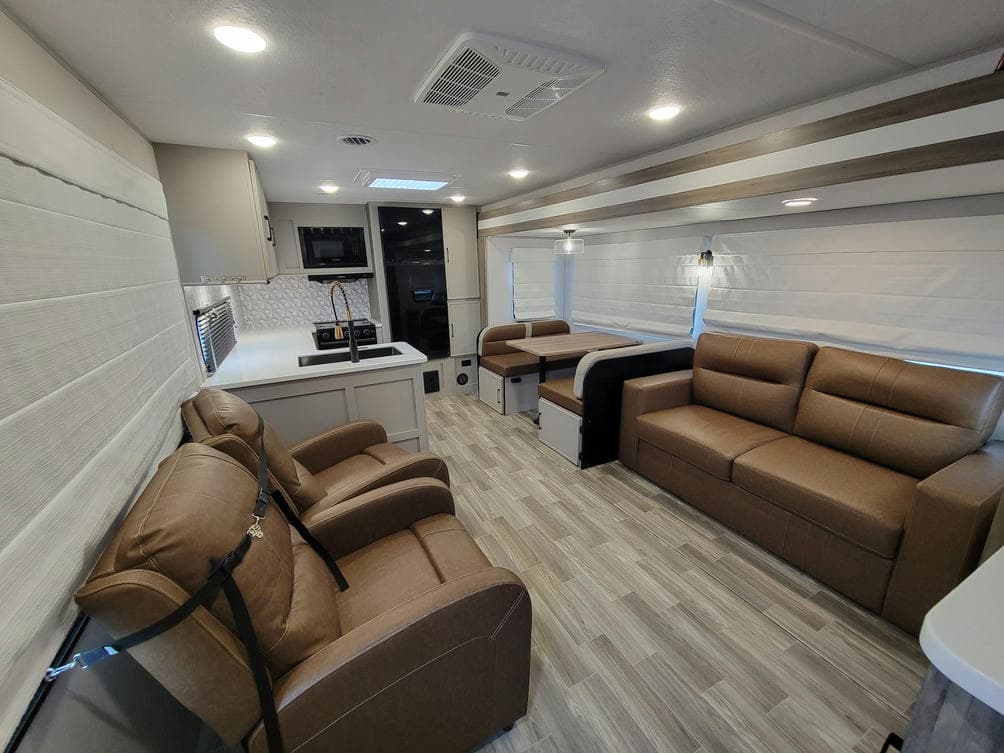 2024 Forest River 2024 Forest River Vibe - thumbnail 9