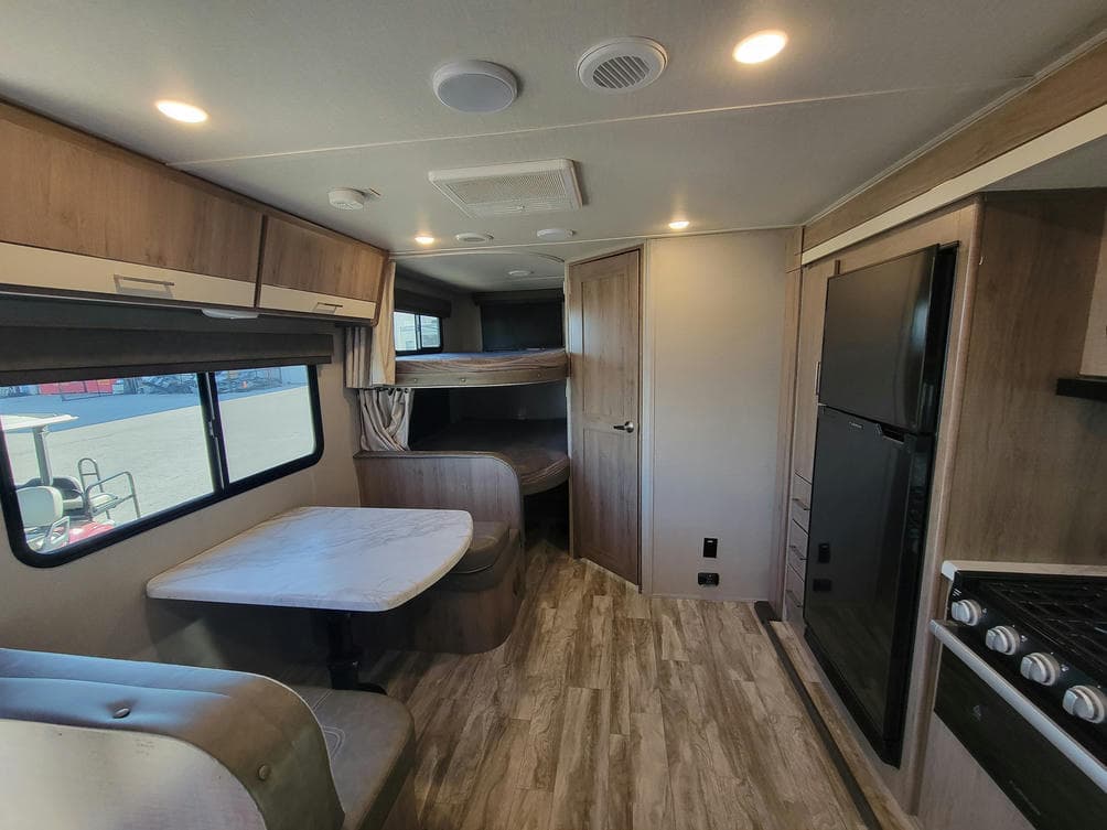 2023 Grand Design 2023 Grand Design Imagine XLS - thumbnail 10