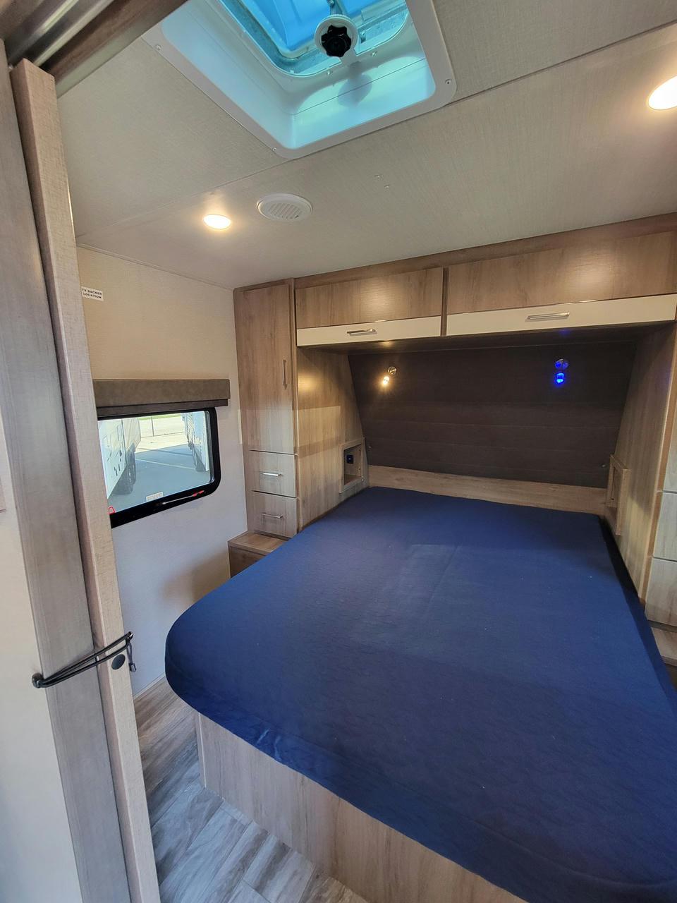 2023 Grand Design 2023 Grand Design Imagine XLS - thumbnail 16