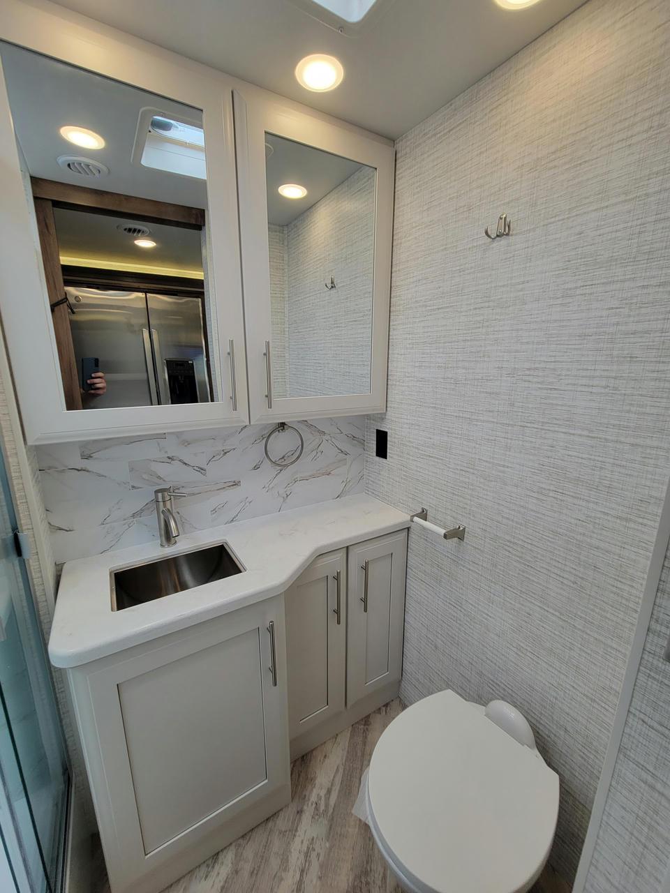 2025 Jayco 2025 Jayco Seneca - thumbnail 18