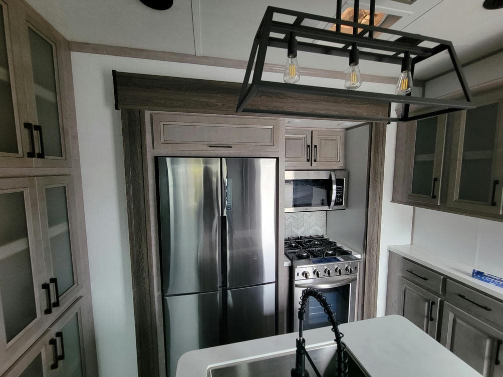 2023 Dutchmen 2023 Dutchmen VOLTAGE - thumbnail 15