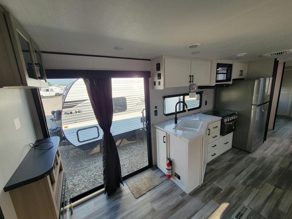 2026 Jayco 2026 Jayco Jay Flight SLX - thumbnail 14