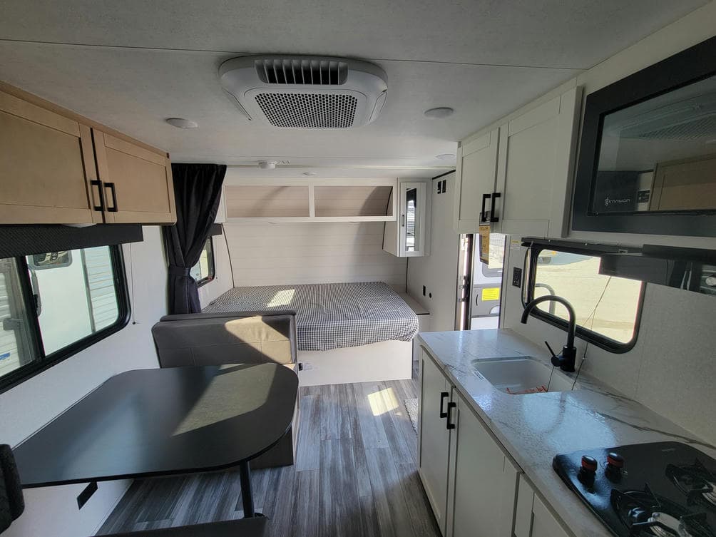 2026 Jayco 2026 Jayco Jay Flight SLX - thumbnail 12