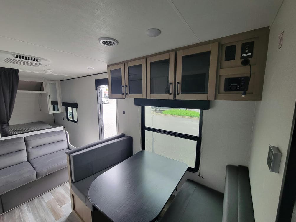 2026 Jayco 2026 Jayco Jay Flight SLX - thumbnail 15