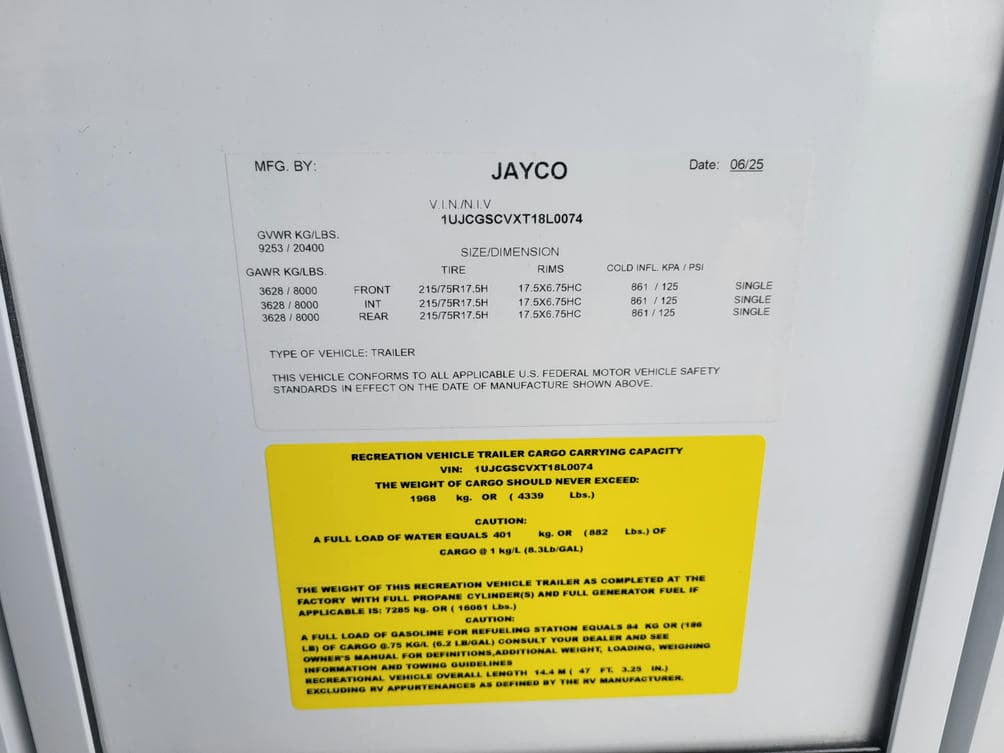 2026 Jayco 2026 Jayco Seismic Toy Hauler - thumbnail 6