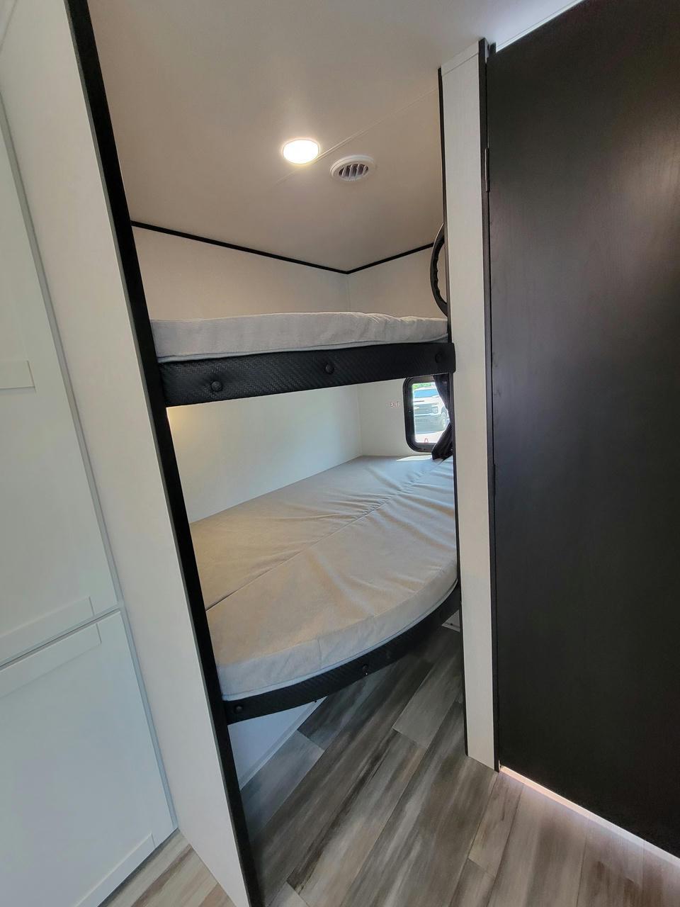 2026 Jayco 2026 Jayco Jay Flight SLX - thumbnail 15