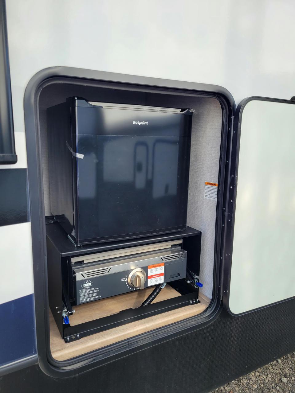 2024 Keystone RV 2024 Keystone RV Arcadia Super Lite - thumbnail 3