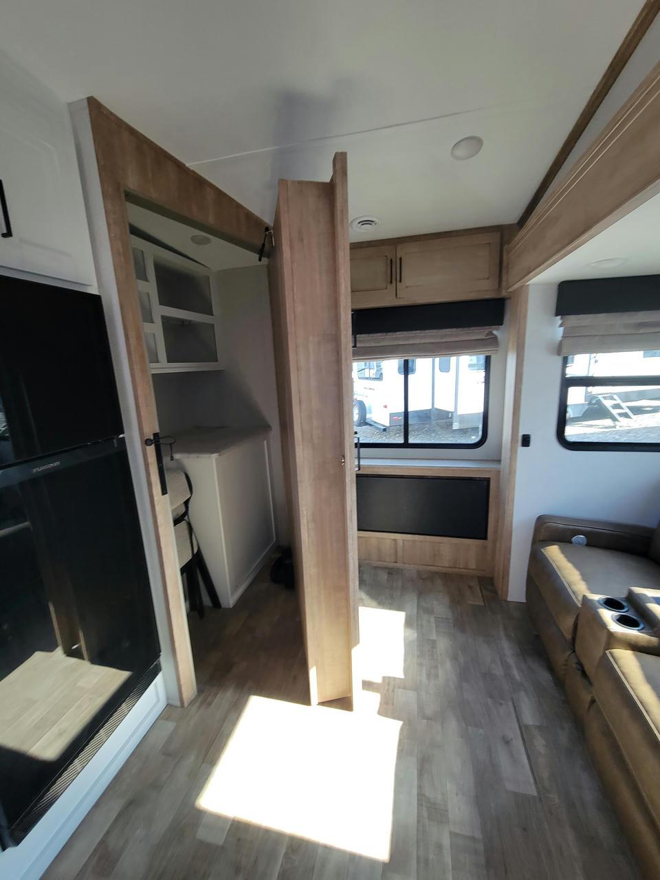 2024 Keystone RV 2024 Keystone RV Arcadia Super Lite - thumbnail 7