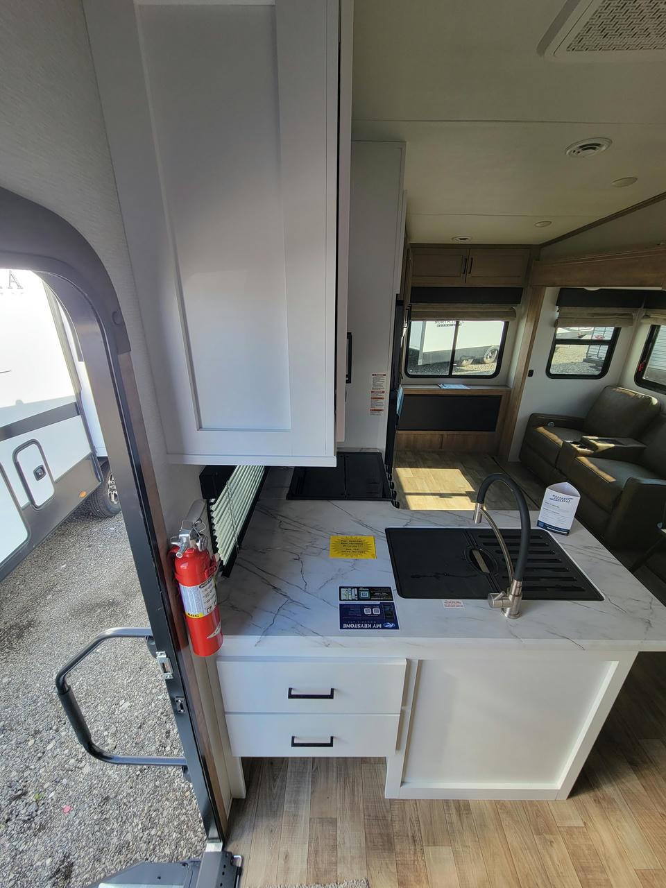2024 Keystone RV 2024 Keystone RV Arcadia Super Lite - thumbnail 13