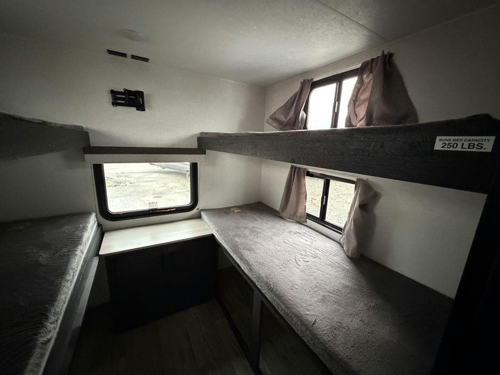 2025 Venture RV 2025 Venture RV Sienna - thumbnail 19